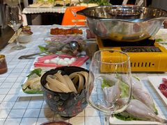 -玩坞轰趴馆·户外团建聚会主题生日派对馆(世豪广场店)