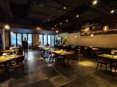 -Carbon莫卡哆·意大利复古集市餐厅(杭州大厦店)