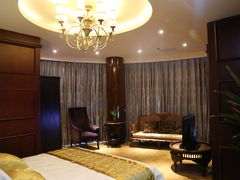 景观房-十号名邸精品酒店（上海音乐学院店）(原复旦五官科医院店)