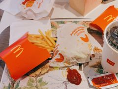 -麦当劳(虹口星荟中心店)