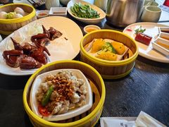 -蝴蝶里·粤菜·点心(滨江龙湖店)
