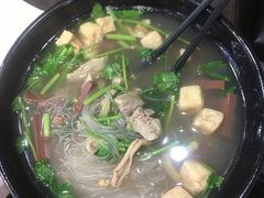 -冯鑫记南京鸭血粉丝汤(南京南站店)