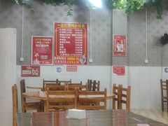 大堂-一品红烧鸭特色川菜(三岔湖店)