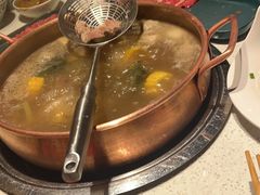 -牛村来人潮汕牛肉火锅(西单店)