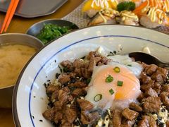 粒粒牛肉海苔拌饭-大鲜生·亚洲菜融合小食堂