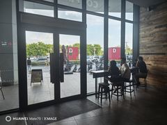 -星巴克臻选(武汉经开永旺梦乐城店)