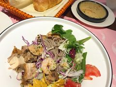 鸡肉大虾鲜蔬波奇碗-西堤牛排(龙德广场店)
