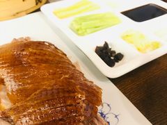 “酥不腻”烤鸭-小大董·烤鸭(王府井apm店)