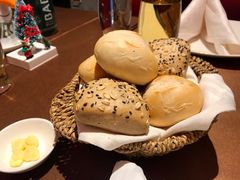 餐前面包-卡本妮法餐厅·北京和平宾馆