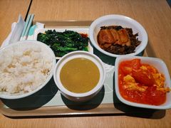 -老乡鸡(上海品尊国际中心店)