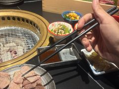 -山川小町·极番烧肉(新地假日广场店)