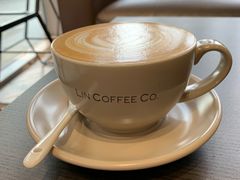 拿铁-LIN COFFEE CO(龙珠达店)