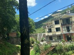 -安吉龙王山峡谷漂流
