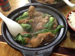 吉香斋黄焖鸡米饭(定西路店)-峰味香.酱香米线.黄焖鸡(定西路店)