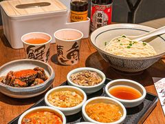 -蟹黄鱼·海派深夜面馆(巨鹿路店)