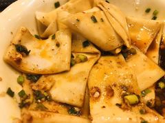-红灯笼面食馆(世贸店)