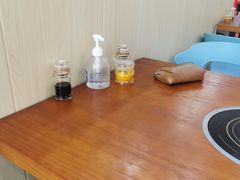 -老何家后安粉·糟粕醋海鲜火锅(三亚湾椰梦长廊店)
