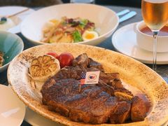 -MONICH牛排融合餐厅(和义大道购物中心店)