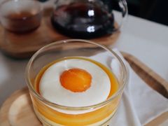 咸蛋黄慕斯-微饮cafe