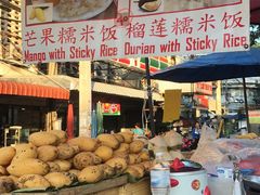 -芒果糯米饭摊子