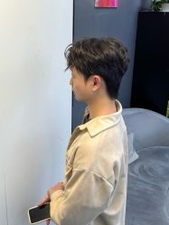 -藤野造型专业烫染接发