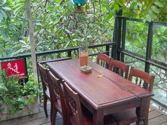 -Cuc Gach Quan Restaurant