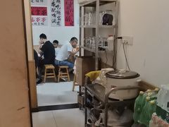 -郑记•不夜城烧烤•龙虾•虾蟹(黄鹤楼店)