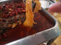 -鸣记脆皮烤鱼(铁西店)