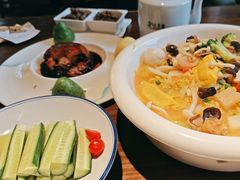 -绍兴老味道·非遗门店(银泰城店)