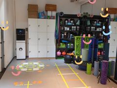 -RM GYM健身私教馆(白云元立方创意园店)