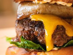 Foie&nbsp;Gras&nbsp;Beef&nbsp;Burger-大堂酒廊(澳门文华东方酒店)