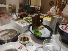 -帝皇海海鲜豆捞(桐泾商务广场店)