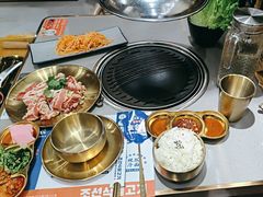 -金会长自助海鲜·烤肉(人民广场店)