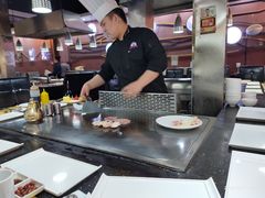 -利昂法式铁板主题餐厅(新奥购物中心店)