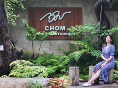 -Chom Cafe and Restaurant