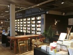 -阅西安新华书店(翠华南路店)