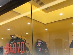 -杰拉电竞·网咖(杭州钱塘区龙湖金沙天街店)