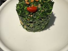 松子马兰头-晓淮山·扬州早茶·淮扬菜(龙阳广场店)