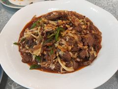 -汗腾格里·风味餐厅(新疆驻京办店)