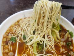 -耙豌豆重庆小面