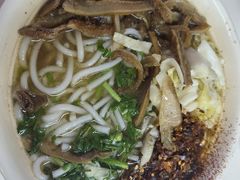 -花溪王记牛肉粉(四季花溪商场店)