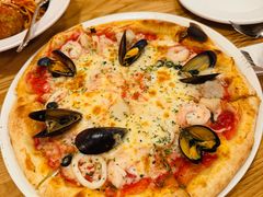 -城市大道红炉披萨烘焙坊