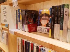 -猫的天空之城概念书店(印象城购物中心店)