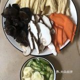 香菇炒腐竹，超下饭呦