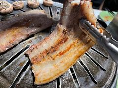 -草家酱蟹炭火烤肉店(珲春南路一店)