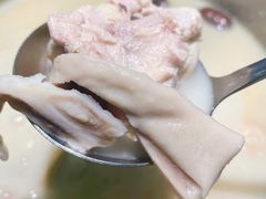 胡椒猪肚鸡-洪氏嗨捞·广东猪肚鸡·椰子鸡火锅(西咸万象城店)