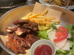 -大头虾越式风味餐厅(光明广场店)