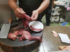 切肉全靠爪-五洲牛肉美食馆