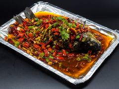东巴烤鱼-小厨子私房菜·云南美食店