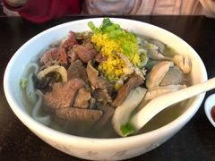 -潮镇老尾牛杂(环城西路店)
